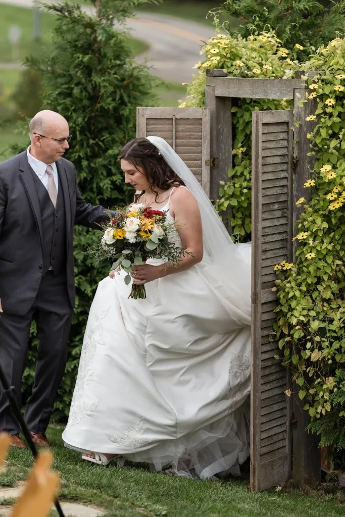 Mohican Media White Pine Grove Orchard Ceremony
