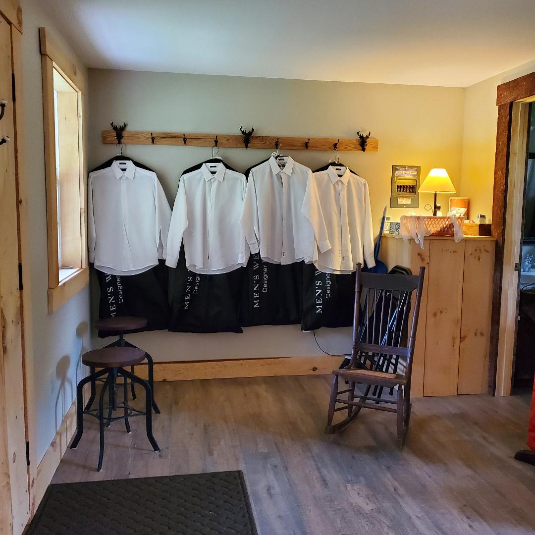 Groom's Cabin WPG Photo