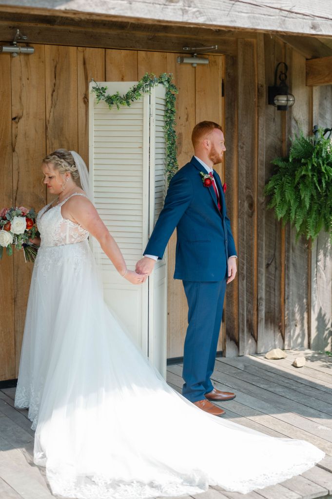 Samantha Walker Photography - First touch at White Pine Grove