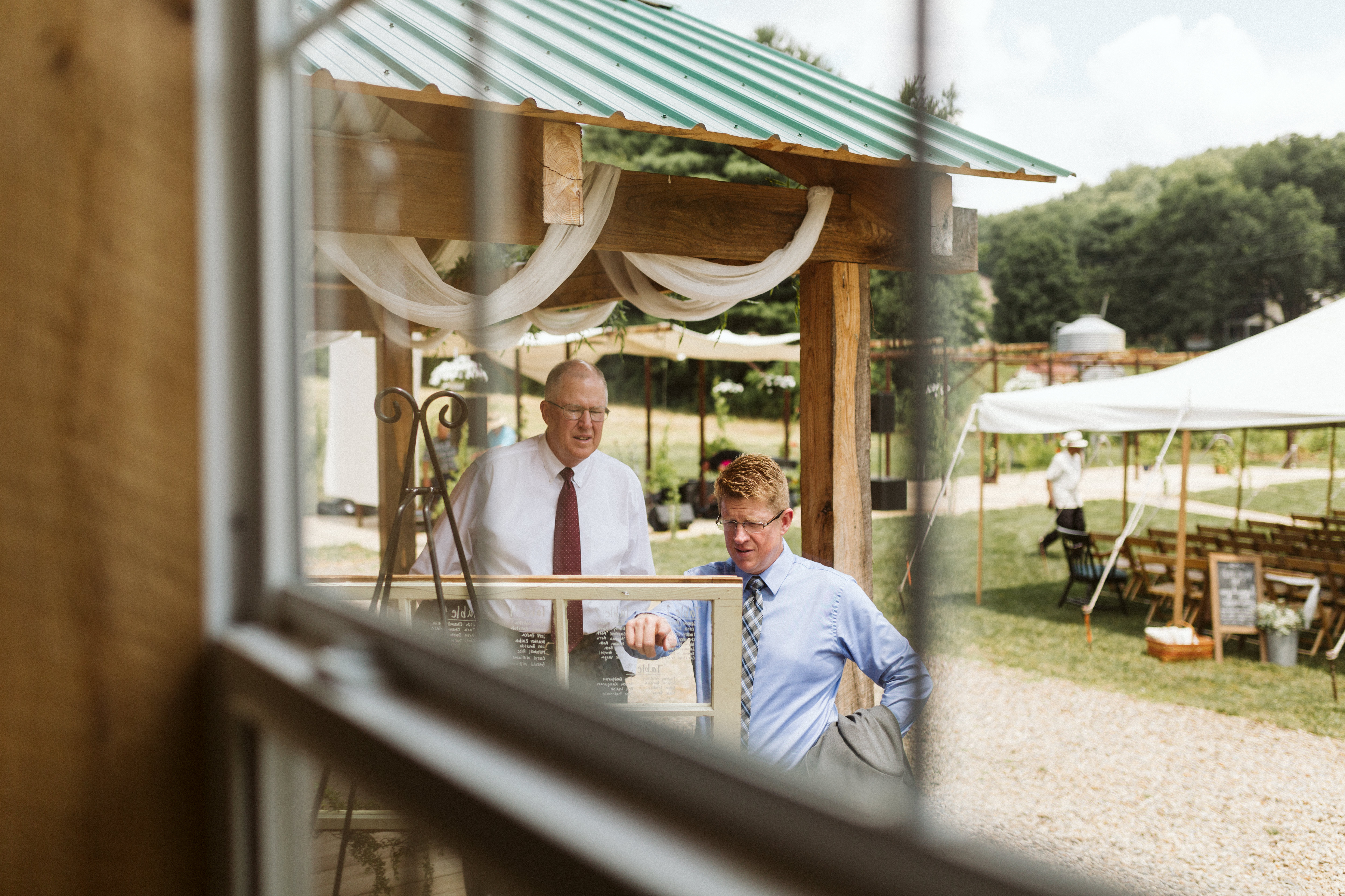 Stephen Schultz Photography - Seating Chart at White Pine Grove