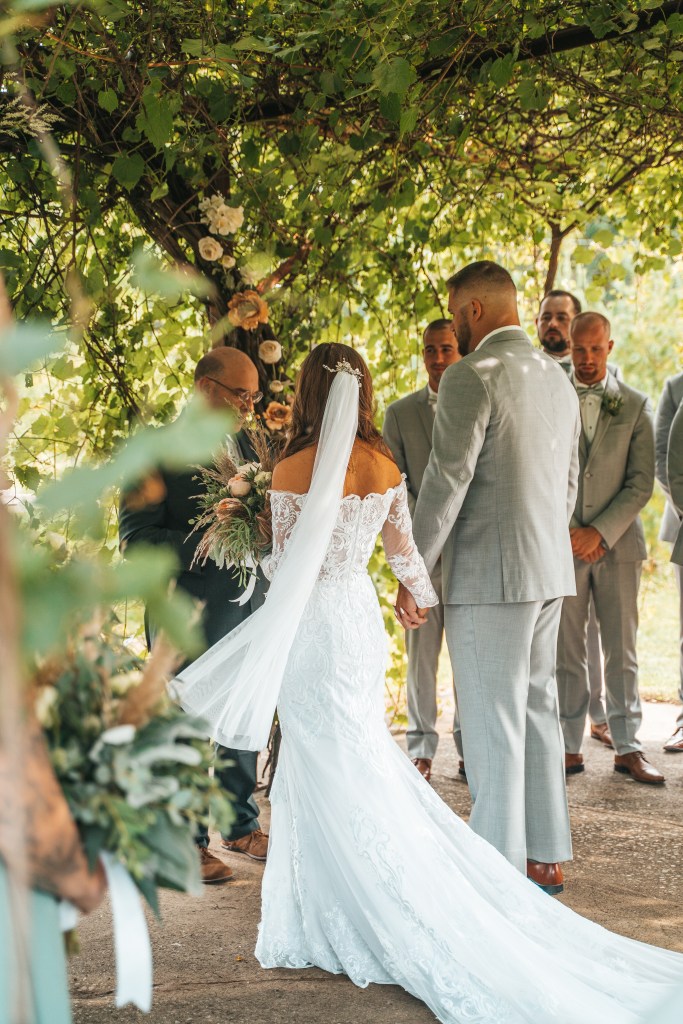 Moment Photography White Pine Grove Arbor Ceremony