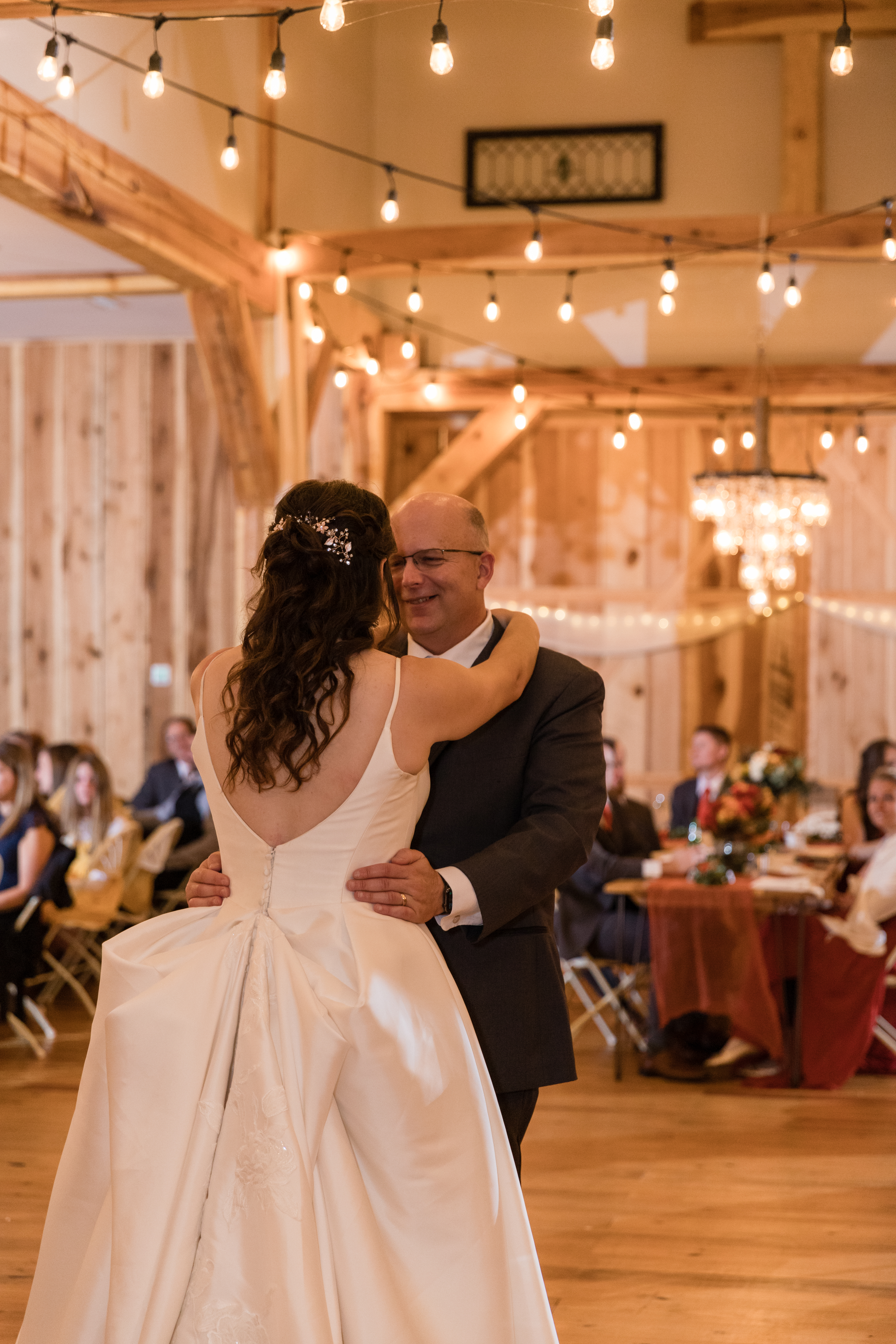 Mohican Media - Bride and Father Dance at White Pine Grove